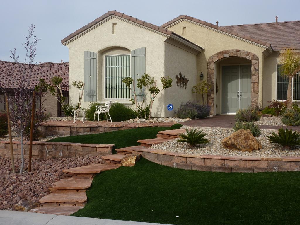 Xeriscape Water Smart Landscape Las Vegas from Desert Greenscapes Water